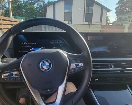 Серый БМВ i4, объемом двигателя 0 л и пробегом 35 тыс. км за 34300 $, фото 8 на Automoto.ua