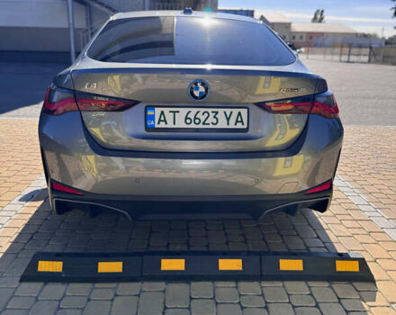 Серый БМВ i4, объемом двигателя 0 л и пробегом 36 тыс. км за 31300 $, фото 6 на Automoto.ua