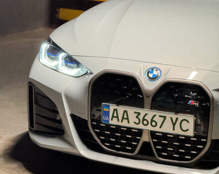 Серый БМВ i4, объемом двигателя 0 л и пробегом 6 тыс. км за 42000 $, фото 8 на Automoto.ua