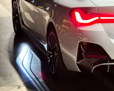 Серый БМВ i4, объемом двигателя 0 л и пробегом 6 тыс. км за 42000 $, фото 27 на Automoto.ua