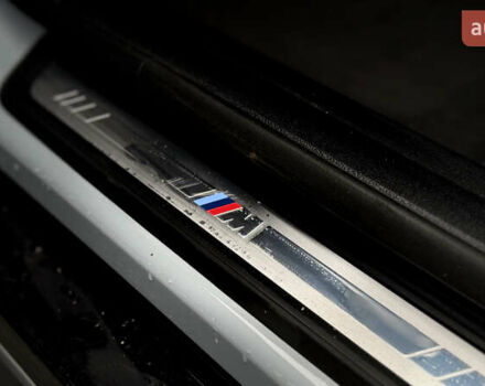 Серый БМВ i4, объемом двигателя 0 л и пробегом 11 тыс. км за 47500 $, фото 13 на Automoto.ua