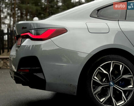 Серый БМВ i4, объемом двигателя 0 л и пробегом 11 тыс. км за 47500 $, фото 9 на Automoto.ua