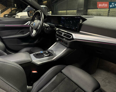 Серый БМВ i4, объемом двигателя 0 л и пробегом 46 тыс. км за 45500 $, фото 5 на Automoto.ua