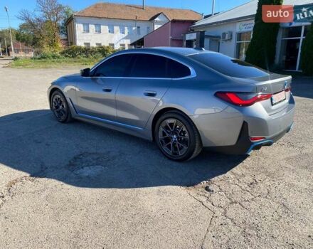 Серый БМВ i4, объемом двигателя 0 л и пробегом 15 тыс. км за 35777 $, фото 7 на Automoto.ua