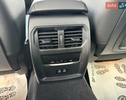 Серый БМВ i4, объемом двигателя 0 л и пробегом 7 тыс. км за 37000 $, фото 18 на Automoto.ua