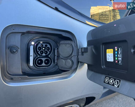Сірий БМВ i4, об'ємом двигуна 0 л та пробігом 18 тис. км за 38500 $, фото 35 на Automoto.ua