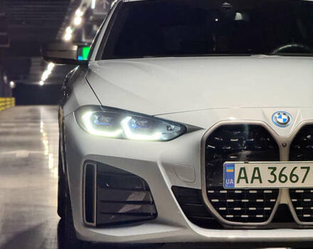 Серый БМВ i4, объемом двигателя 0 л и пробегом 6 тыс. км за 42000 $, фото 6 на Automoto.ua