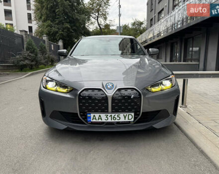 Сірий БМВ i4, об'ємом двигуна 0 л та пробігом 23 тис. км за 32900 $, фото 1 на Automoto.ua