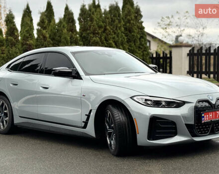 Серый БМВ i4, объемом двигателя 0 л и пробегом 11 тыс. км за 47500 $, фото 4 на Automoto.ua