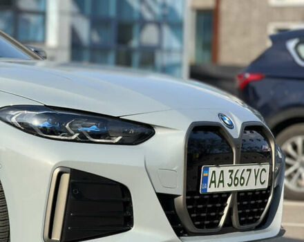 Серый БМВ i4, объемом двигателя 0 л и пробегом 4 тыс. км за 45000 $, фото 4 на Automoto.ua
