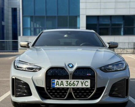 Серый БМВ i4, объемом двигателя 0 л и пробегом 4 тыс. км за 45000 $, фото 3 на Automoto.ua