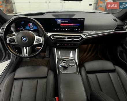 Серый БМВ i4, объемом двигателя 0 л и пробегом 25 тыс. км за 47500 $, фото 51 на Automoto.ua