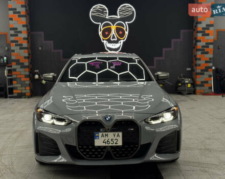 Серый БМВ i4, объемом двигателя 0 л и пробегом 25 тыс. км за 47500 $, фото 4 на Automoto.ua