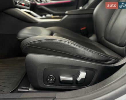 Серый БМВ i4, объемом двигателя 0 л и пробегом 25 тыс. км за 47500 $, фото 30 на Automoto.ua