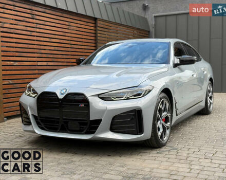 Серый БМВ i4, объемом двигателя 0 л и пробегом 9 тыс. км за 55000 $, фото 2 на Automoto.ua