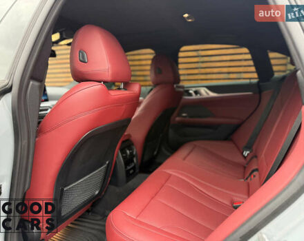 Серый БМВ i4, объемом двигателя 0 л и пробегом 9 тыс. км за 55000 $, фото 34 на Automoto.ua