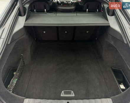 Серый БМВ i4, объемом двигателя 0 л и пробегом 25 тыс. км за 47500 $, фото 54 на Automoto.ua