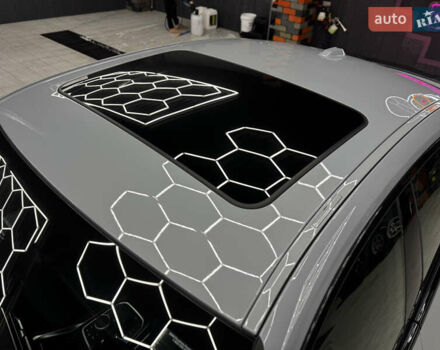 Серый БМВ i4, объемом двигателя 0 л и пробегом 25 тыс. км за 47500 $, фото 21 на Automoto.ua