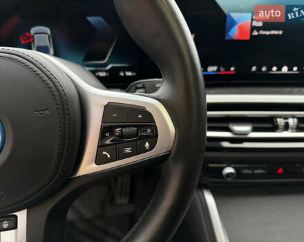 Серый БМВ i4, объемом двигателя 0 л и пробегом 9 тыс. км за 41999 $, фото 26 на Automoto.ua