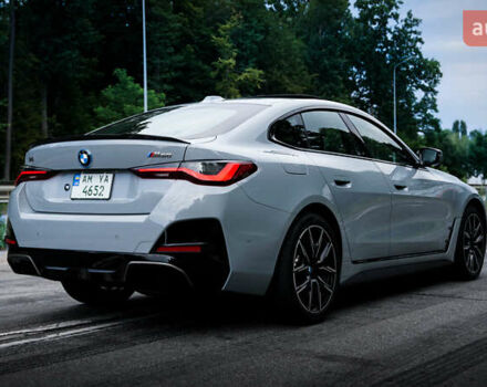 Серый БМВ i4, объемом двигателя 0 л и пробегом 25 тыс. км за 44600 $, фото 6 на Automoto.ua
