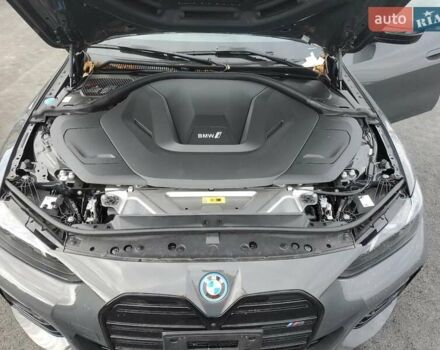 Серый БМВ i4, объемом двигателя 0 л и пробегом 2 тыс. км за 18000 $, фото 10 на Automoto.ua