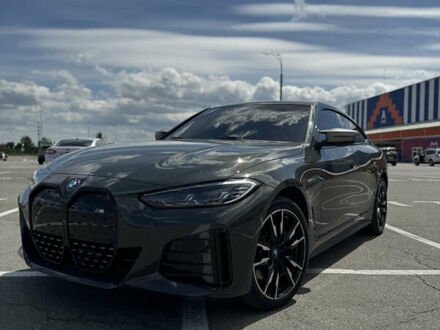 БМВ i4 2022 у Києві на Automoto.ua Сірий БМВ i4, об'ємом двигуна 0 л та пробігом 13 тис. км за 45999 $, фото 1 на Automoto.ua