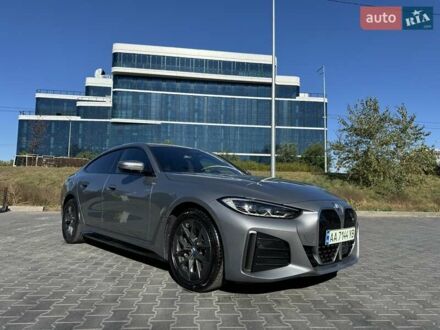 БМВ i4 2023 в Киеве на Automoto.ua Серый БМВ i4, объемом двигателя 0 л и пробегом 11 тыс. км за 42000 $, фото 1 на Automoto.ua