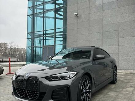 БМВ i4 2023 в Киеве на Automoto.ua Серый БМВ i4, объемом двигателя 0 л и пробегом 25 тыс. км за 37700 $, фото 1 на Automoto.ua