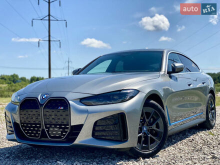 Серый БМВ i4, объемом двигателя 0 л и пробегом 18 тыс. км за 47999 $, фото 1 на Automoto.ua