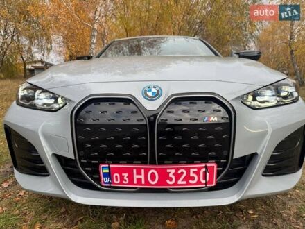 Серый БМВ i4, объемом двигателя 0 л и пробегом 32 тыс. км за 41800 $, фото 1 на Automoto.ua