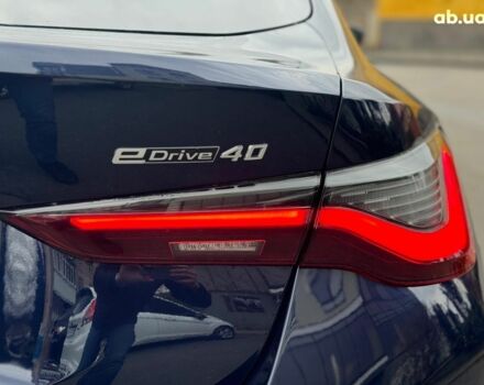 Синій БМВ i4, об'ємом двигуна 0 л та пробігом 16 тис. км за 32990 $, фото 8 на Automoto.ua