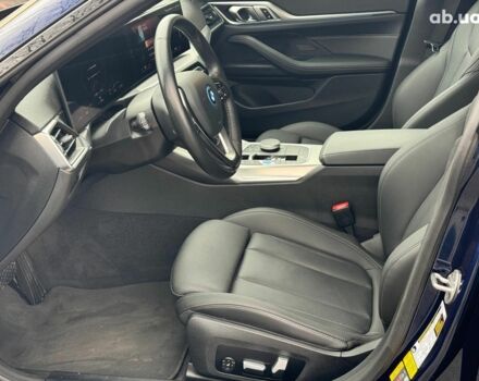 Синій БМВ i4, об'ємом двигуна 0 л та пробігом 16 тис. км за 32990 $, фото 17 на Automoto.ua