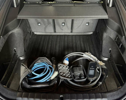 Синій БМВ i4, об'ємом двигуна 0 л та пробігом 34 тис. км за 49900 $, фото 31 на Automoto.ua