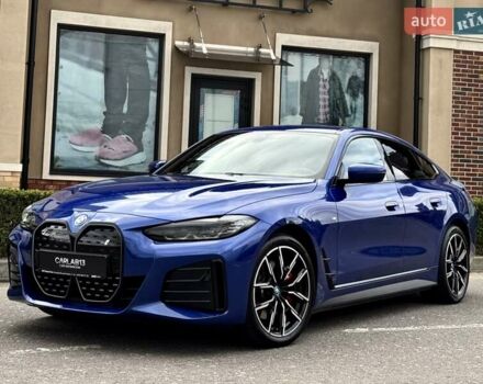 Синий БМВ i4, объемом двигателя 0 л и пробегом 16 тыс. км за 42500 $, фото 2 на Automoto.ua