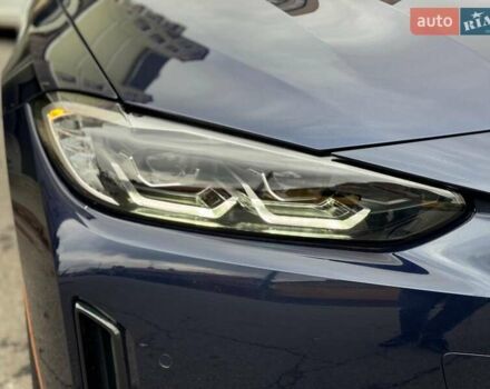 Синий БМВ i4, объемом двигателя 0 л и пробегом 16 тыс. км за 32990 $, фото 4 на Automoto.ua