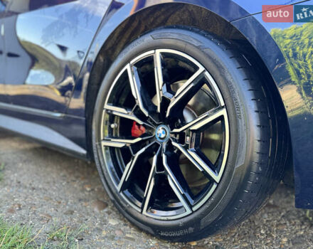 Синий БМВ i4, объемом двигателя 0 л и пробегом 44 тыс. км за 36350 $, фото 3 на Automoto.ua