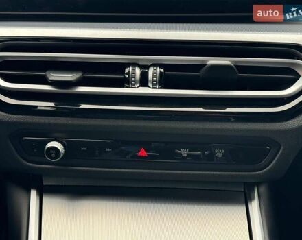 Синий БМВ i4, объемом двигателя 0 л и пробегом 16 тыс. км за 32990 $, фото 34 на Automoto.ua