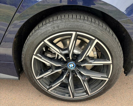 Синій БМВ i4, об'ємом двигуна 0 л та пробігом 31 тис. км за 40000 $, фото 17 на Automoto.ua