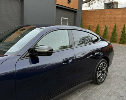 Синий БМВ i4, объемом двигателя 0 л и пробегом 18 тыс. км за 49999 $, фото 4 на Automoto.ua