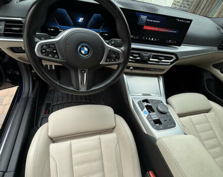 Синій БМВ i4, об'ємом двигуна 0 л та пробігом 24 тис. км за 49000 $, фото 12 на Automoto.ua