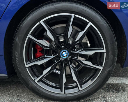 Синий БМВ i4, объемом двигателя 0 л и пробегом 10 тыс. км за 60000 $, фото 28 на Automoto.ua
