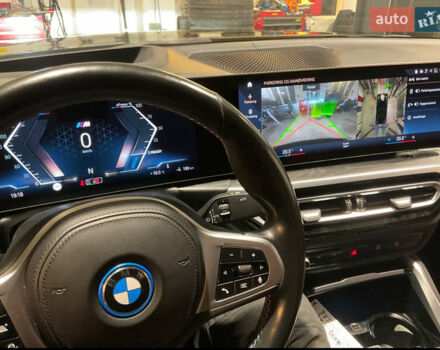 Зелений БМВ i4, об'ємом двигуна 0 л та пробігом 126 тис. км за 41900 $, фото 6 на Automoto.ua