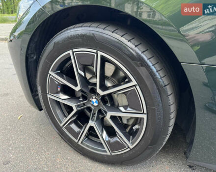 Зеленый БМВ i4, объемом двигателя 0 л и пробегом 27 тыс. км за 45900 $, фото 9 на Automoto.ua