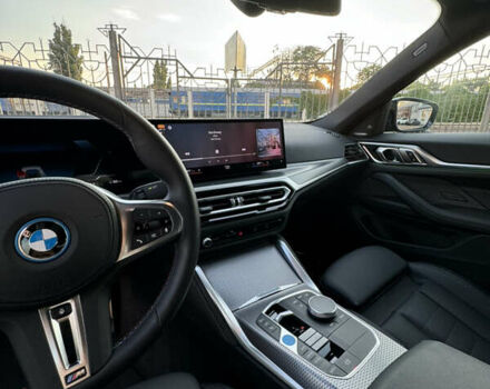 Зелений БМВ i4, об'ємом двигуна 0 л та пробігом 12 тис. км за 48500 $, фото 33 на Automoto.ua