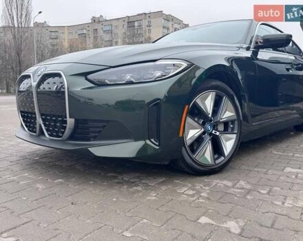 Зелений БМВ i4, об'ємом двигуна 0 л та пробігом 5 тис. км за 33300 $, фото 6 на Automoto.ua