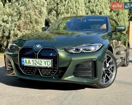 Зеленый БМВ i4, объемом двигателя 0 л и пробегом 8 тыс. км за 59500 $, фото 6 на Automoto.ua