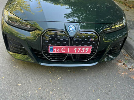 Зеленый БМВ i4, объемом двигателя 0 л и пробегом 7 тыс. км за 35950 $, фото 1 на Automoto.ua