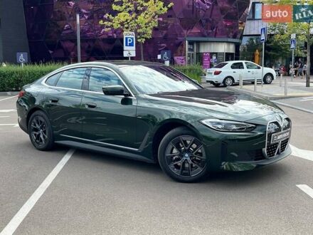 Зелений БМВ i4, об'ємом двигуна 0 л та пробігом 8 тис. км за 36990 $, фото 1 на Automoto.ua