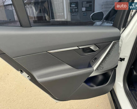 Білий БМВ i5, об'ємом двигуна 0 л та пробігом 10 тис. км за 57000 $, фото 14 на Automoto.ua