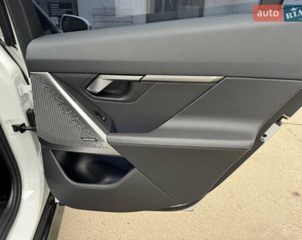 Білий БМВ i5, об'ємом двигуна 0 л та пробігом 10 тис. км за 57000 $, фото 15 на Automoto.ua